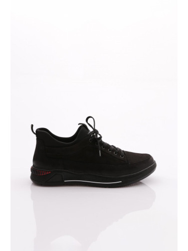 DGN 24019 Men's Lace-Up Sneakers