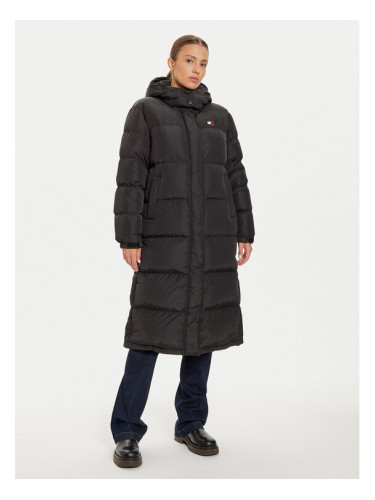 Tommy Jeans Зимно палто Alaska DW0DW18860 Черен Regular Fit