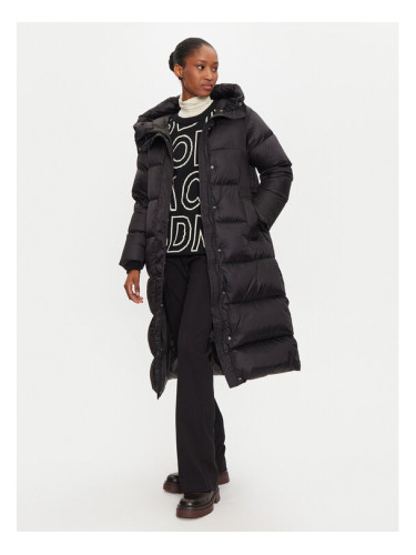 Hetregó Зимно палто Karen 8N605 Черен Regular Fit