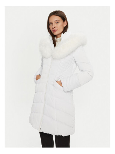 Guess Зимно палто New Oxana W4BL61 WGLZ0 Бял Regular Fit