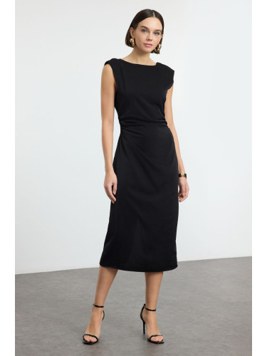 Trendyol Black Straight Cut Padded Woven Dress
