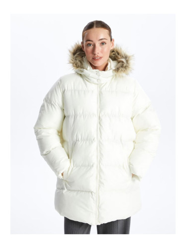 LC Waikiki Women's Hooded Plain Puffer Coat