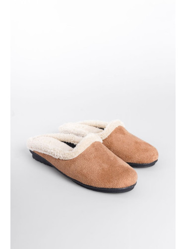 Capone Outfitters Women's House Slippers