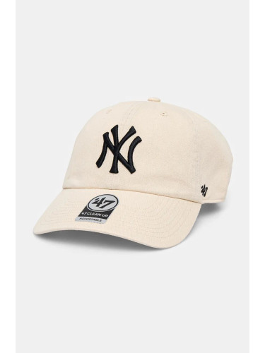 Памучна шапка с козирка 47 brand MLB New York Yankees в бежово с апликация B-RGW17GWS-NTB