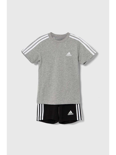 Детски памучен комплект adidas I 3S SPORT SET в сиво IY5091