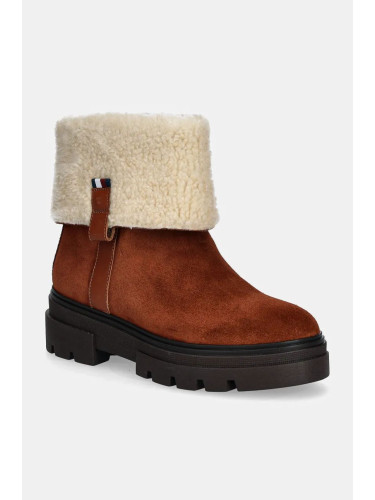 Велурени боти Tommy Hilfiger FAUX FUR SUEDE ROLL-DOWN BOOT в кафяво с равна подметка с изолация FW0FW08158