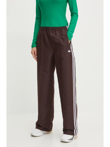 Панталон adidas Originals Oversized Monogram Track Pant в кафяво със стандартна кройка, с висока талия JN8304