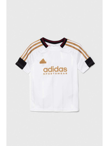 Детска тениска adidas J NP TEE в бяло с принт IW1530