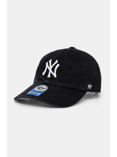 Детска памучна шапка с козирка 47 brand MLB New York Yankees в черно с апликация B-NLRGW17GWS-BKC_KIDS