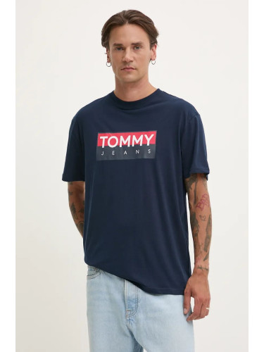 Памучна тениска Tommy Jeans в тъмносиньо с принт DM0DM19684