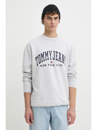 Суичър Tommy Jeans в сиво с апликация DM0DM19757