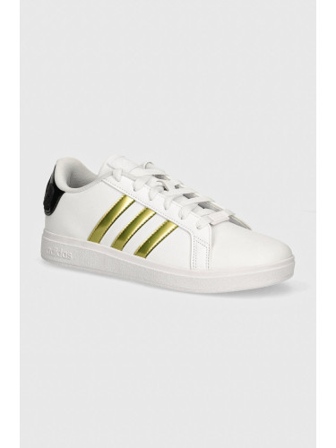 Детски маратонки adidas STAR WARS Grand Court 2.0 в бяло IH8034