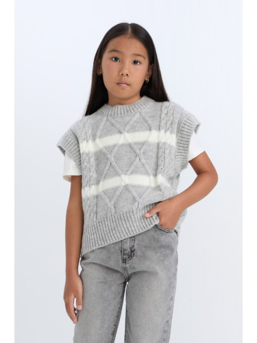 DEFACTO Girl's Crew Neck Striped Sweater