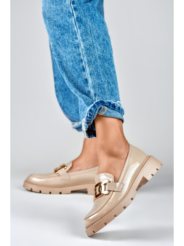 primohurt Beżowe półbuty ze złotą ozdobą