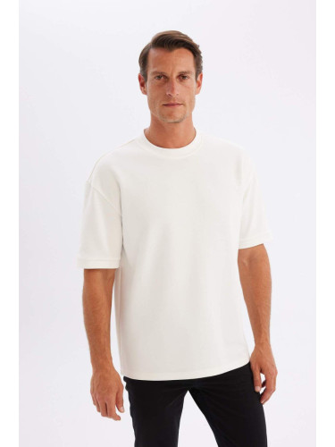 DEFACTO Oversize Wide Pattern Crew Neck Heavy Fabric Basic Plain Short Sleeve T-Shirt