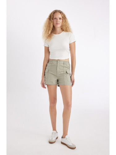 DEFACTO Regular Fit Regular Waist Short Leg Poplin Shorts