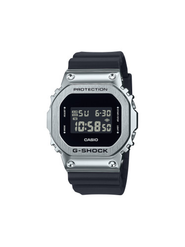 Часовник Casio G-Shock GM-5600U-1ER