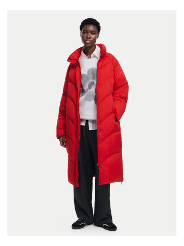 Desigual Зимно палто Copenhague 24WWEWA9 Червен Relaxed Fit