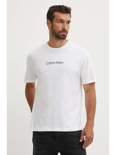 Памучна тениска Calvin Klein в бяло с десен