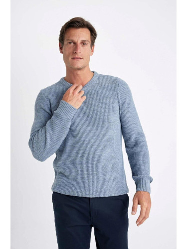 DEFACTO Standard Fit Regular Cut Crew Neck Basic Plain Knitwear Sweater