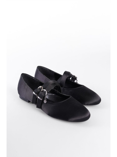 Capone Outfitters Double Band Buckled Ballerinas