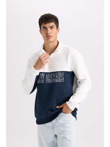 DEFACTO Relax Fit Stand Collar Half Zip Printed Thick Sweatshirt