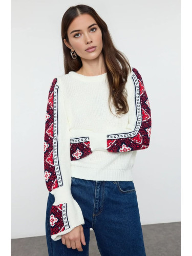 Trendyol Ecru Embroidery Patterned Knitwear Sweater