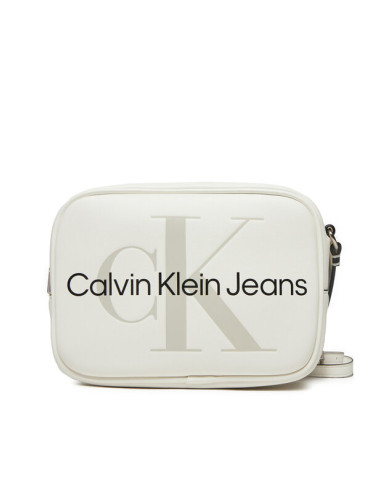 Calvin Klein Jeans Дамска чанта Sculpted Camera Bag18 Mono K60K610275 Бял