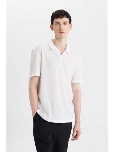 DEFACTO Modern Fit Polo Neck Basic Short Sleeve T-Shirt