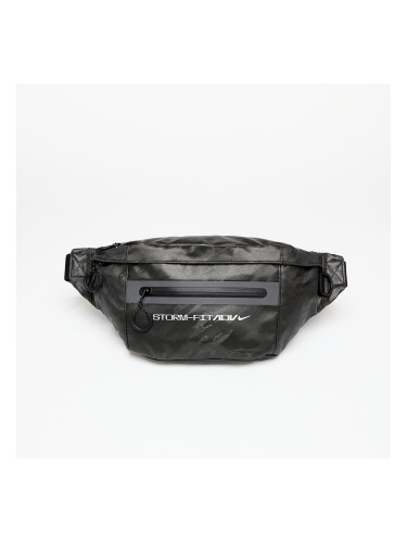 Чанта за кръста Nike Elemental Pro Storm-FIT ADV Fanny Pack Black/ Black/ Reflect Silver Universal