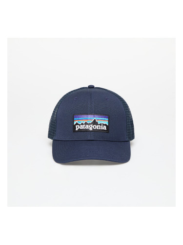 Шапка Patagonia P-6 Logo Trucker Hat New Navy Universal