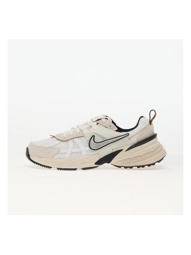 Сникърси Nike W V2K Run Summit White/ Chrome-White-Lt Orewood Brn EUR 36