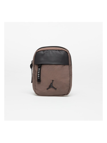 Чанта за кръста Jordan Airborne Hip Bag Palomino Universal