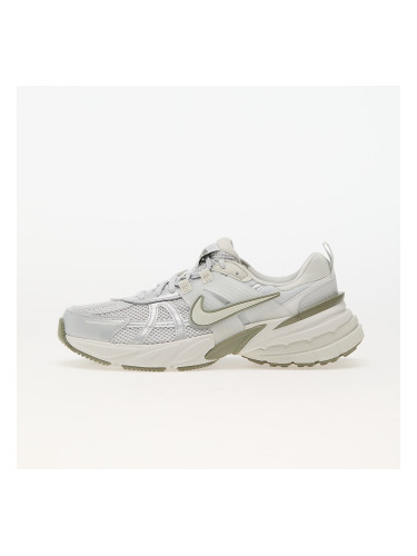 Сникърси Nike W V2K Run Photon Dust/ Light Silver-Summit White EUR 35.5