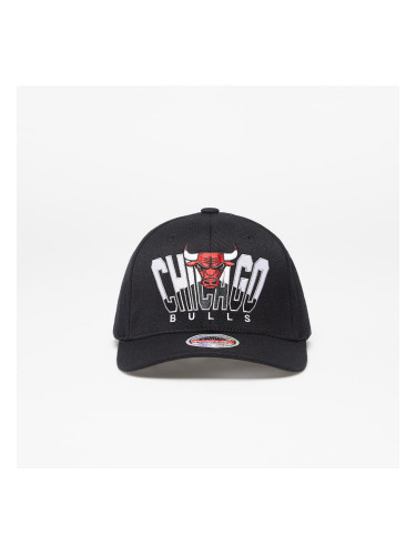 Шапка Mitchell & Ness NBA Retrodome Classic Red Chicago Bulls Black Universal