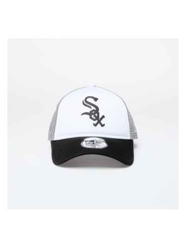 Шапка New Era Chicago White Sox 9Forty Trucker Black/ Gray Universal