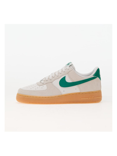 Сникърси Nike Air Force 1 '07 Lv8 Phantom/ Malachite-Gum Yellow EUR 42