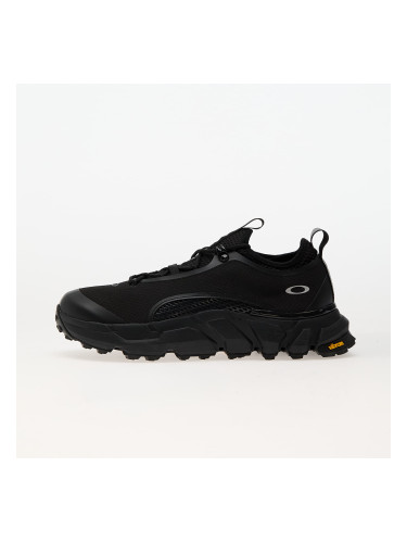 Сникърси Oakley Light Shield Triple Black EUR 44