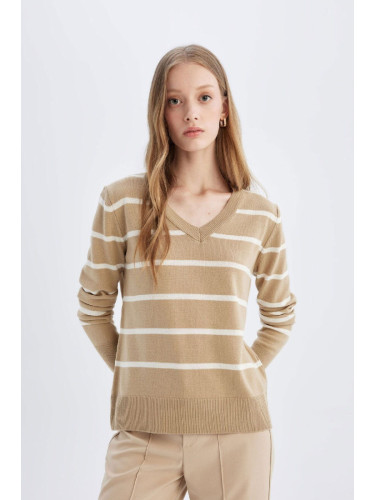 DEFACTO Relax Fit V Neck Soft Texture Striped Basic Plain Knitwear Sweater