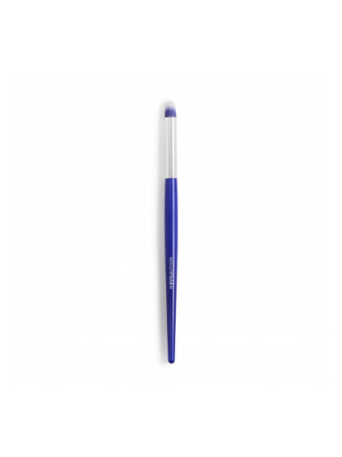 Relove by Revolution Brush Queen - Detailed Eye Brush