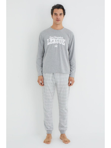 Trendyol Gray Regular Fit Plaid Knitted Pajama Set