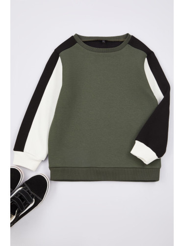 Trendyol Khaki Boy Color Block Knitted Sweatshirt