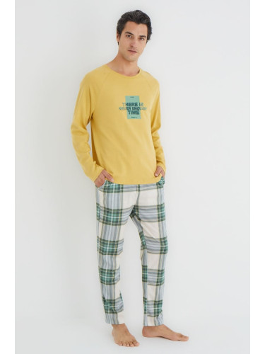 Trendyol Yellow Regular Fit Plaid Knitted Pajamas Set