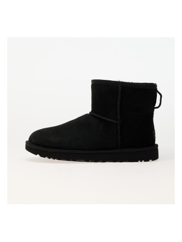 Сникърси UGG W Classic Mini II Black EUR 37