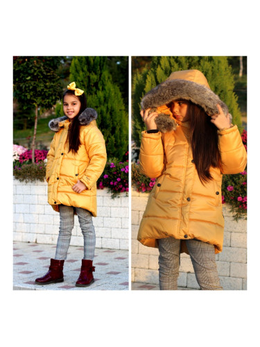 Детско зимно яке в цвят горчица с качулка и джобчета за момиче