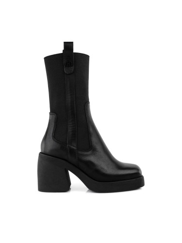 Дамски кожени боти с ластик на платформа w407