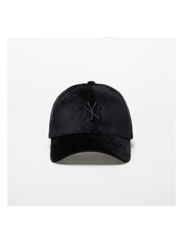 Шапка New Era New York Yankees MLB Womens Velour Midi 9FORTY Adjustable Cap Black/ Black Universal