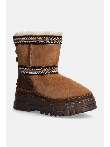 Велурени апрески UGG Classic Mini Trailgazer в кафяво 1158322-CHE