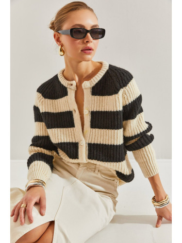 Bianco Lucci Women's Striped Buttoned Knitwear Cardigan