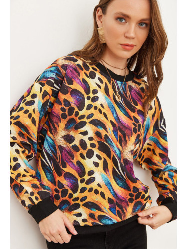 Olalook Women's Colorful Leopard Basic Soft Texture Casual Sweatshirt